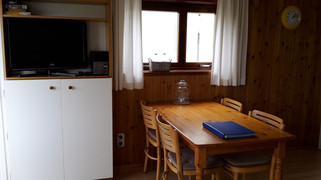 Amalia Villa Nes  Exteriör bild